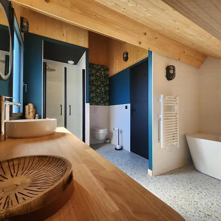 Chalet De Standing A Avec Jacuzzi Sb2 シャレー